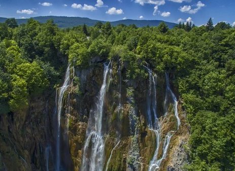 Greet Spring with 2Parks - Scenic Waterfall I